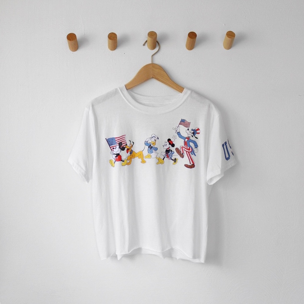 D I S N E Y • Patriotic Crop Tee